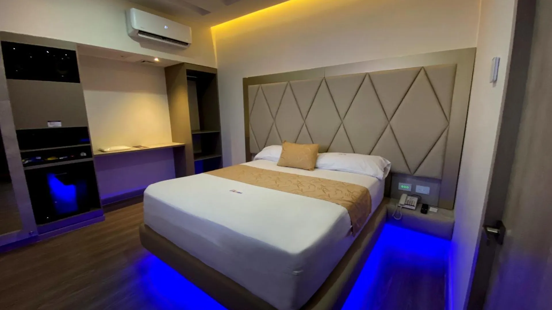 Hotel Byhours Circunvalar - Adults Only Barranquilla